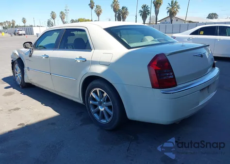 2006 Chrysler 300C from USA, damaged, VIN 2C3KA63H96H490151